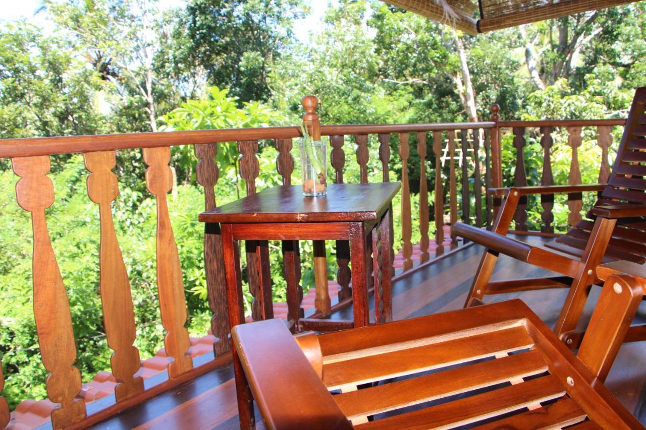 Tree House-Midigama Villa Уелигама Екстериор снимка